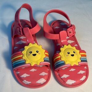 Mini Melissa size 10 sunshine rainbow sandals, pink